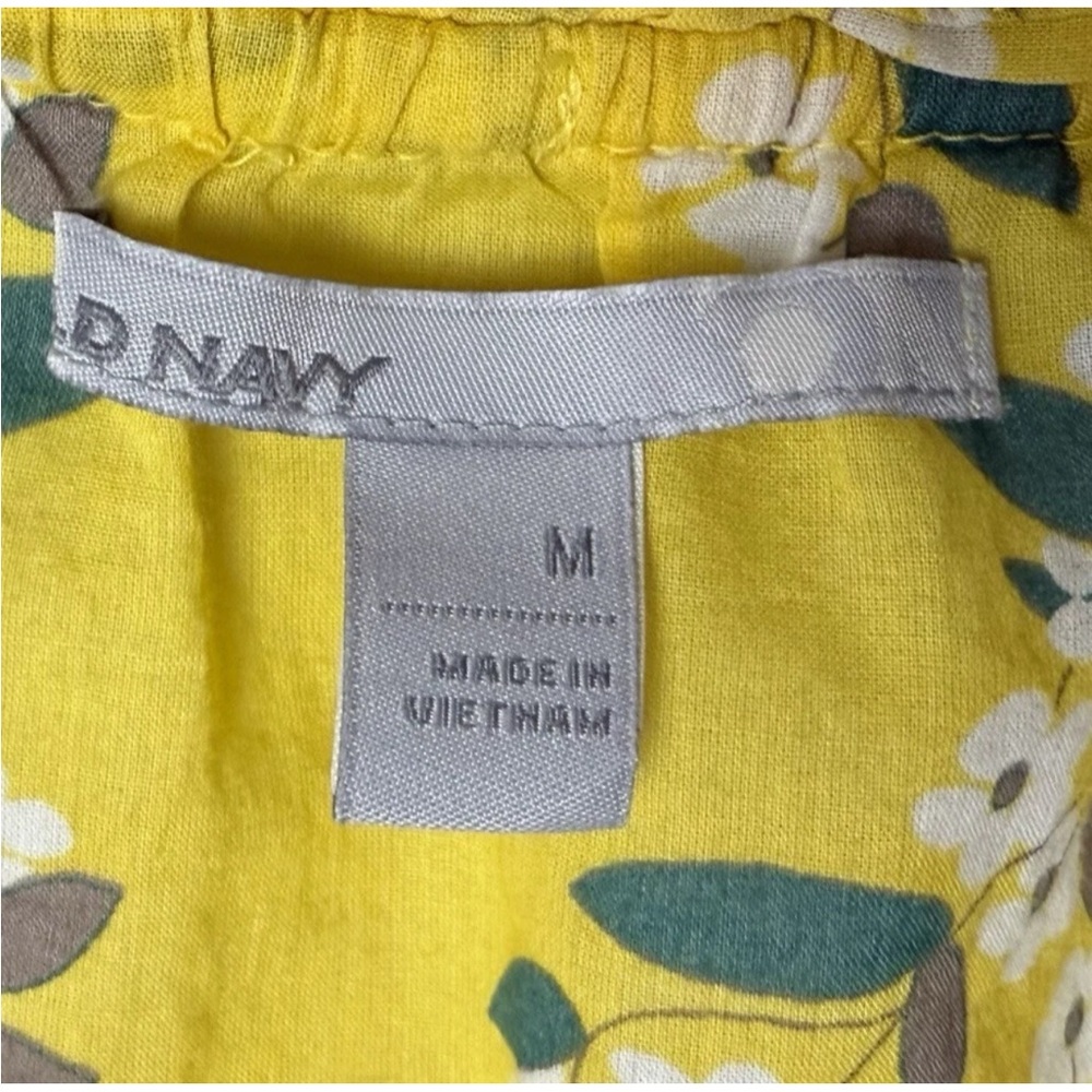 SOLD Old Navy Blouse Size Medium Top Tie Neck Sleeveless Ruffles Floral Cotton - Picture 6 of 6